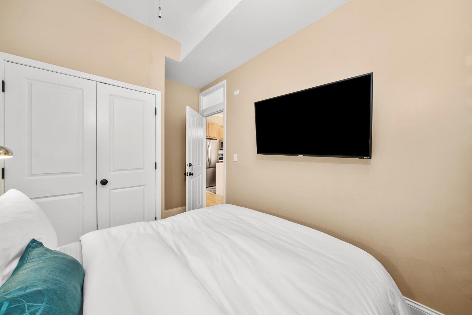 2F Chicago'S Little Italy Near West Loop & Downtown Apartment Luaran gambar